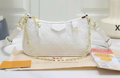 Easy Pouch On Strap